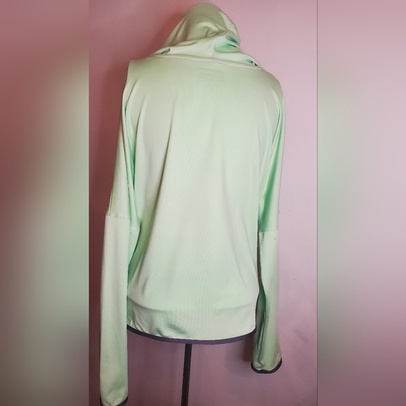 REEBOK -size M- PULLOVER/HOODIE - LONG SLEEVES - Picture 2 of 11